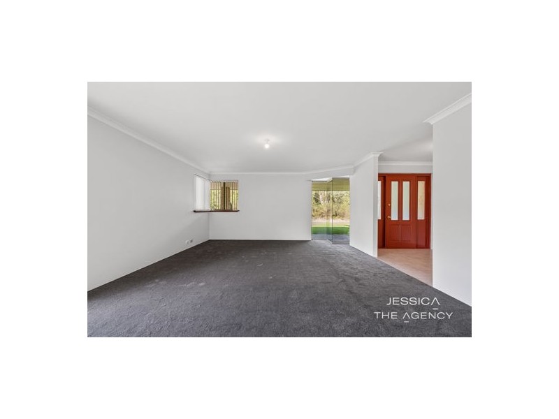 93 Tuart Road, Oakford WA 6121