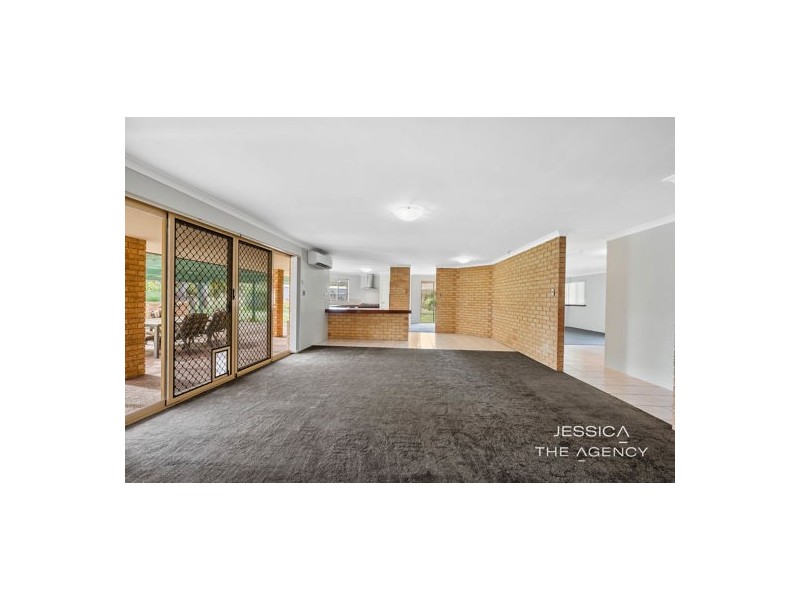 93 Tuart Road, Oakford WA 6121