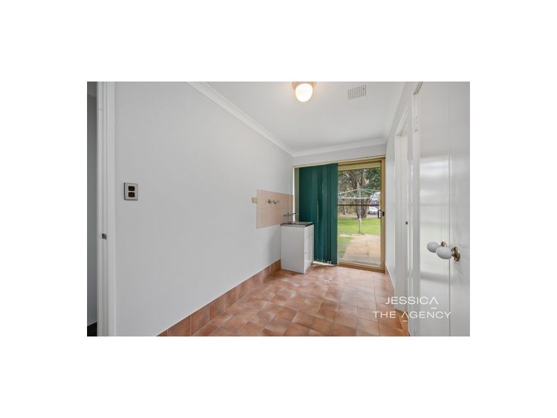 93 Tuart Road, Oakford WA 6121