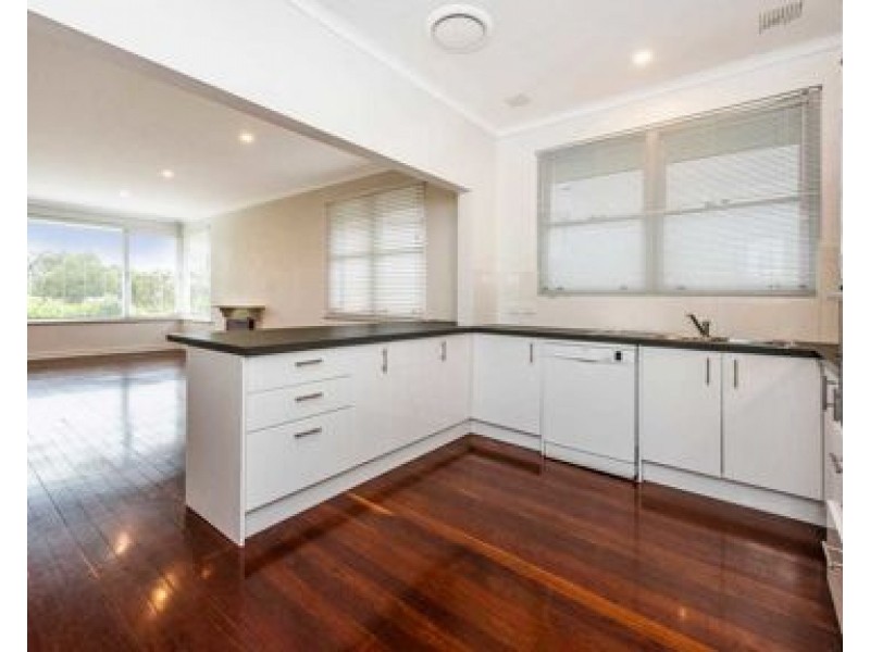 2 Waratah Avenue, Dalkeith WA 6009