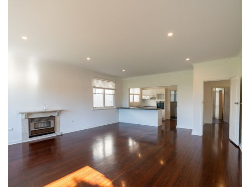 2 Waratah Avenue, Dalkeith WA 6009