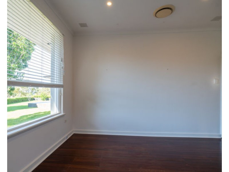 2 Waratah Avenue, Dalkeith WA 6009