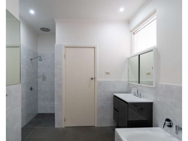 2 Waratah Avenue, Dalkeith WA 6009