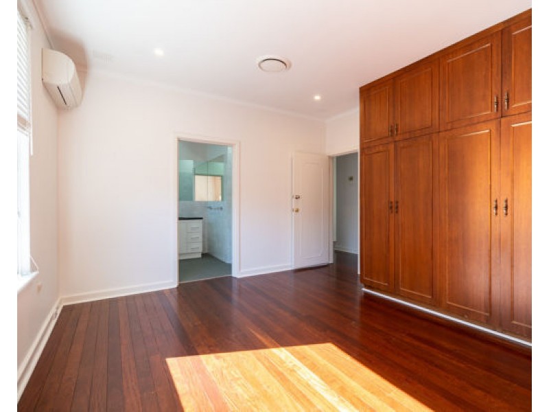 2 Waratah Avenue, Dalkeith WA 6009