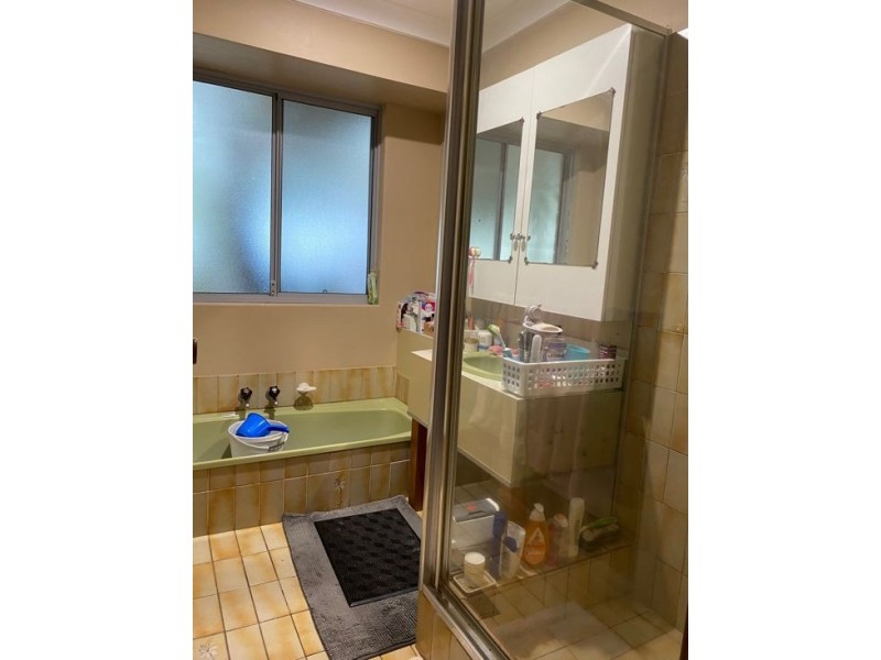 2 Tuart Place, Yangebup WA 6164