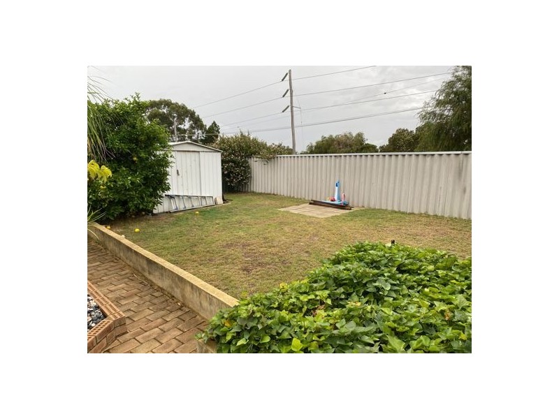 2 Tuart Place, Yangebup WA 6164