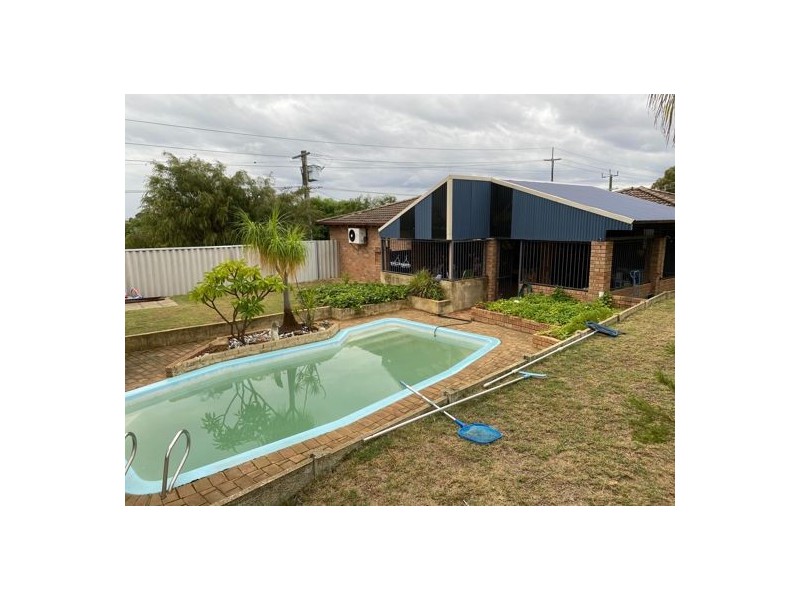 2 Tuart Place, Yangebup WA 6164