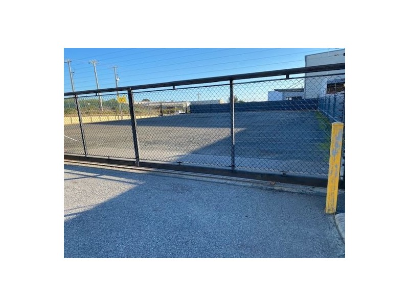 1 Sequoia Place, Bibra Lake WA 6163