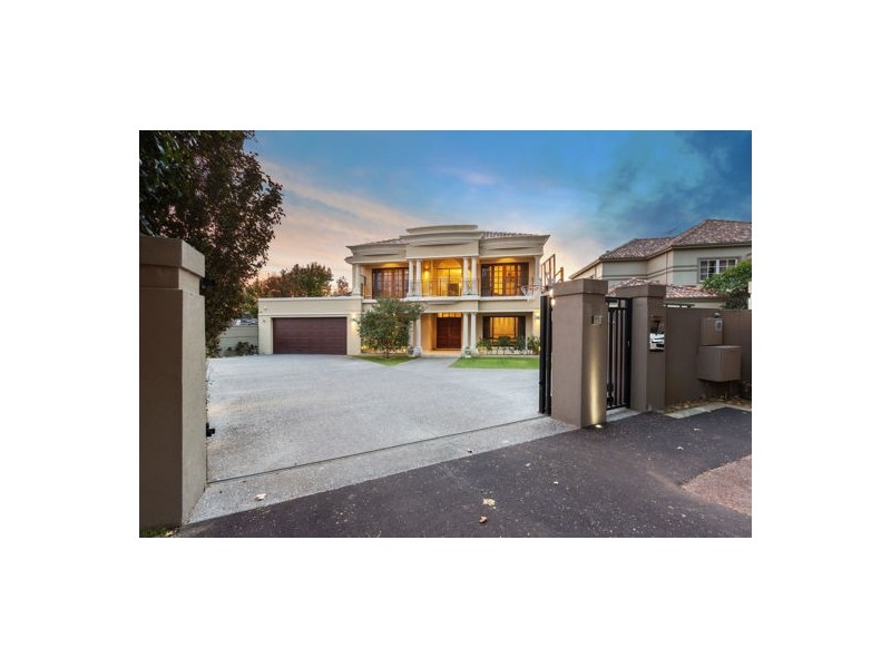 7 Omagh Grove, Waterford WA 6152