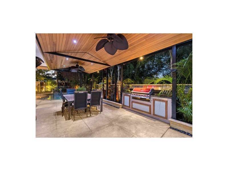 11 Kooralbyn Valley Crescent, Jandakot WA 6164