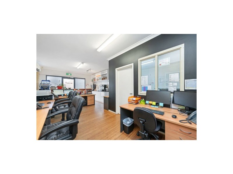 12/6 Quarimor Street, Bibra Lake WA 6163