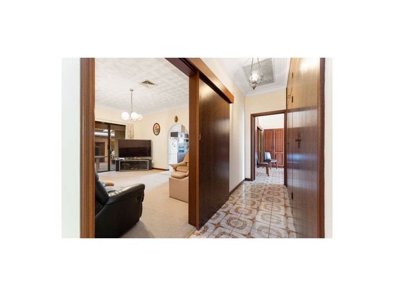 19 Hobley Way, Spearwood WA 6163