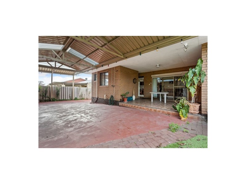 19 Hobley Way, Spearwood WA 6163