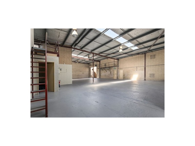 19 Zeta Crescent, O’connor WA 6163