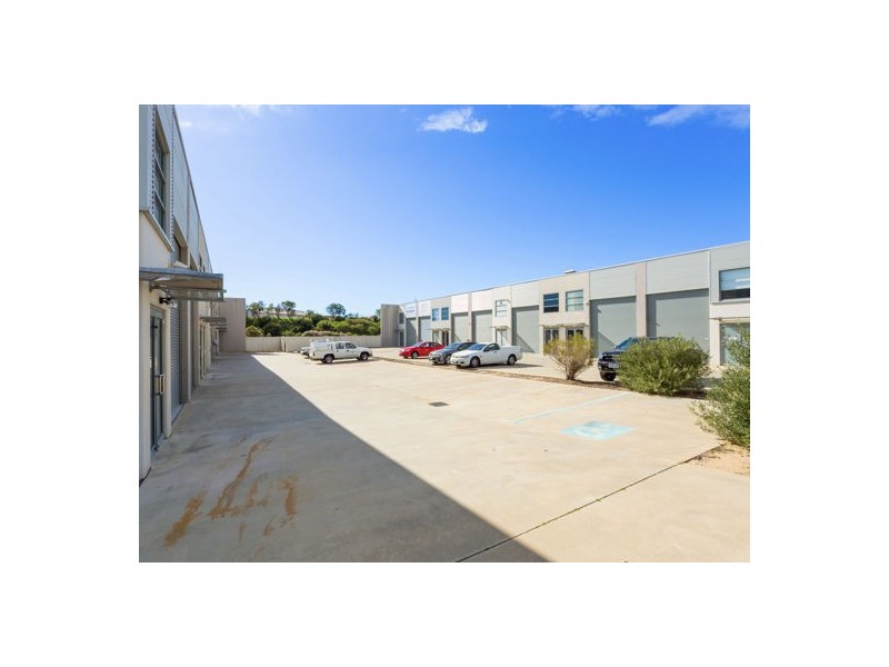 10/27 Erceg Road, Yangebup WA 6164