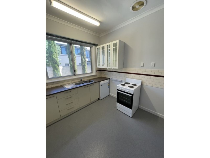 34 Reynolds Road, Applecross WA 6153