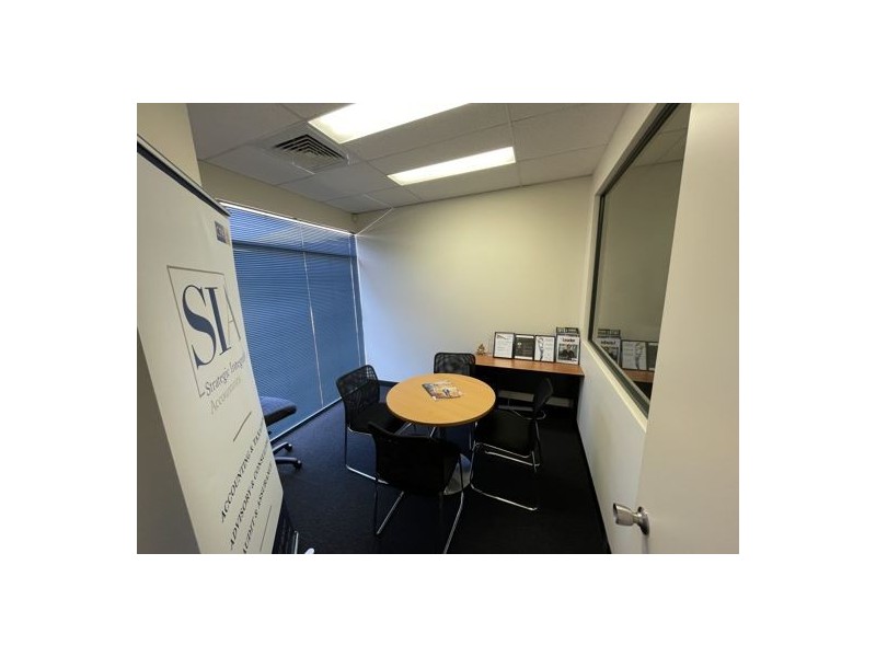 77A North Lake Rd, Myaree WA 6154