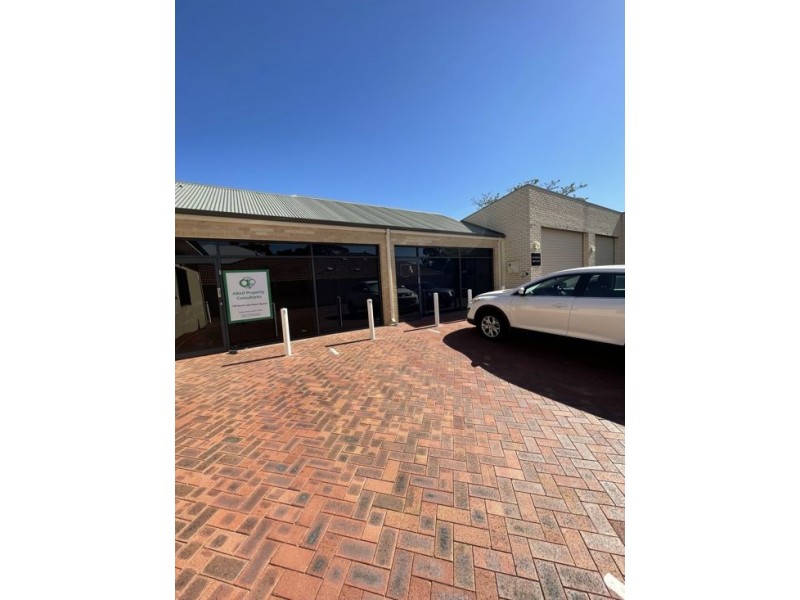 77A North Lake Rd, Myaree WA 6154