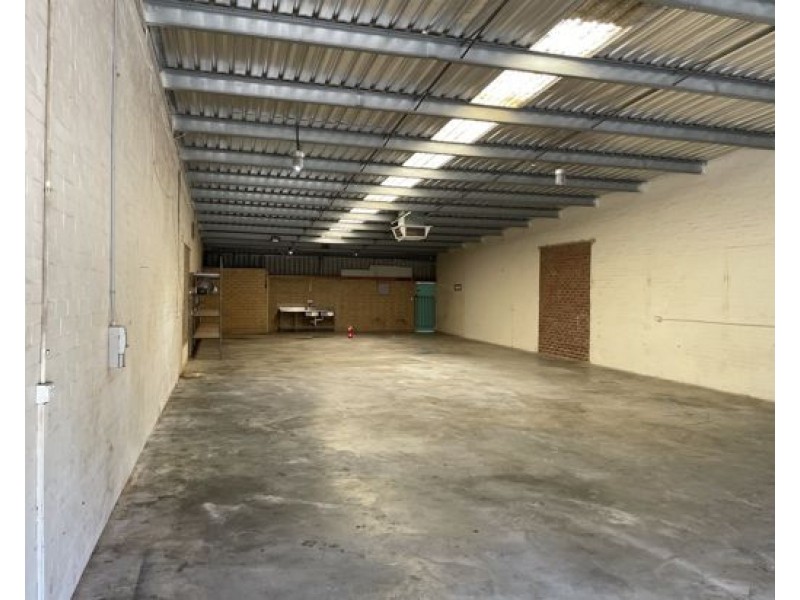 2/11 Roper Street, O’connor WA 6163