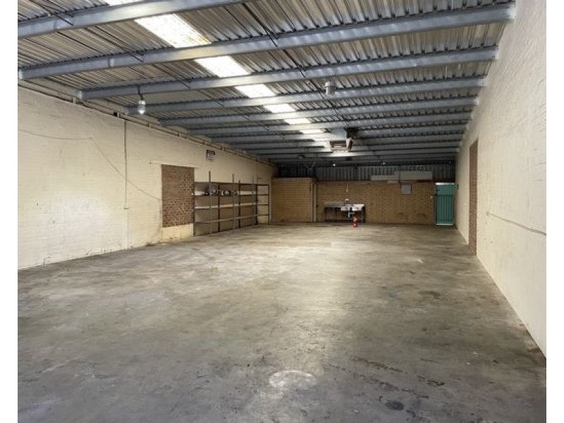 2/11 Roper Street, O’connor WA 6163