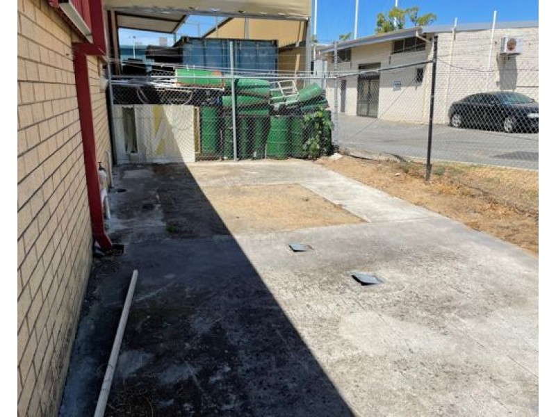 2/11 Roper Street, O’connor WA 6163