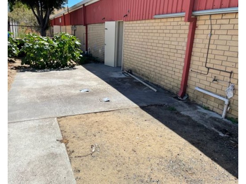 2/11 Roper Street, O’connor WA 6163