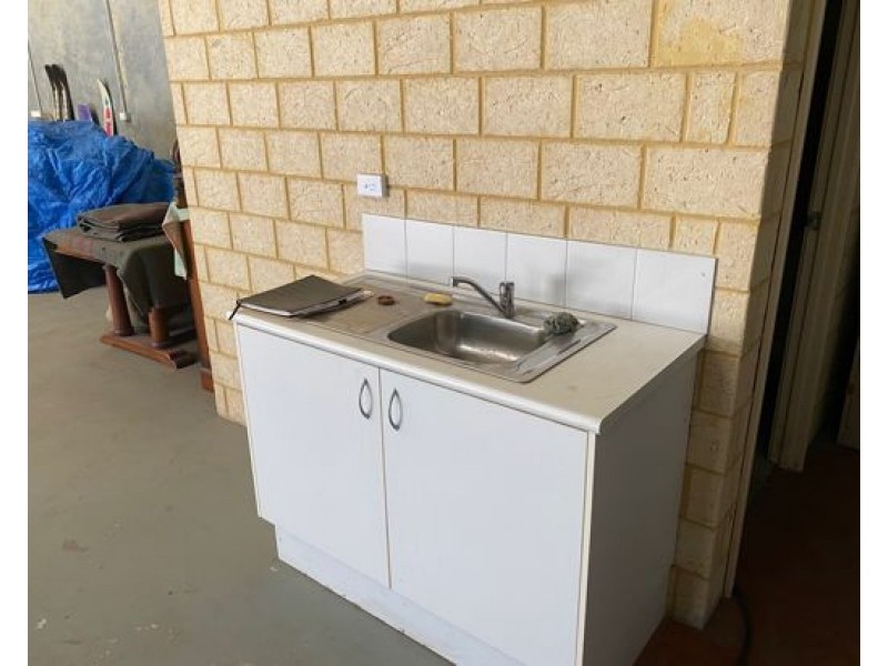 3/8 Cascara Corner, Bibra Lake WA 6163