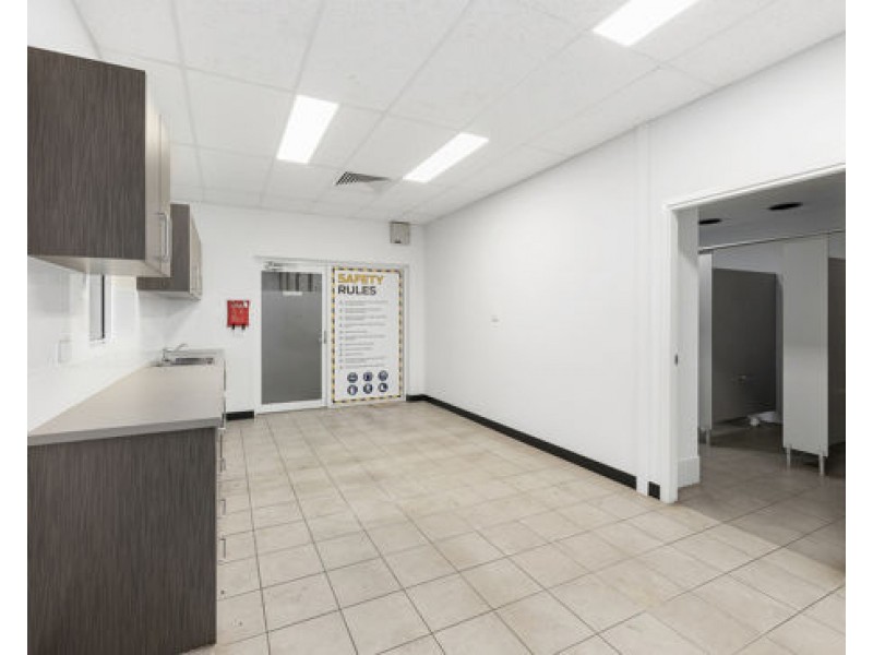 14 Boom Street, Gnangara WA 6077