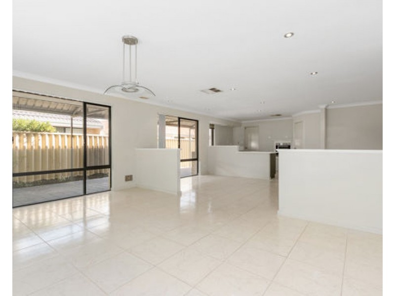 19 Acapulco Way, Southern River WA 6110