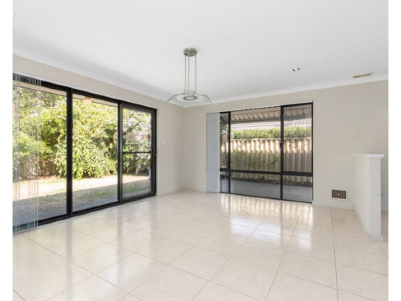 19 Acapulco Way, Southern River WA 6110