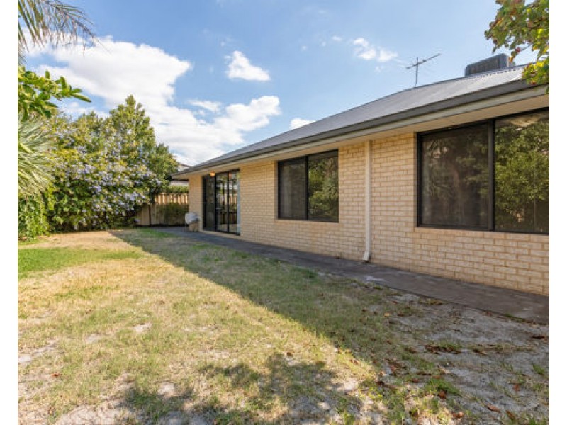 19 Acapulco Way, Southern River WA 6110