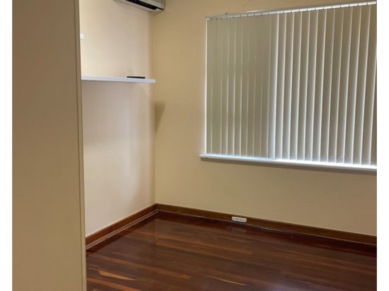 117 Riseley Street, Ardross WA 6153