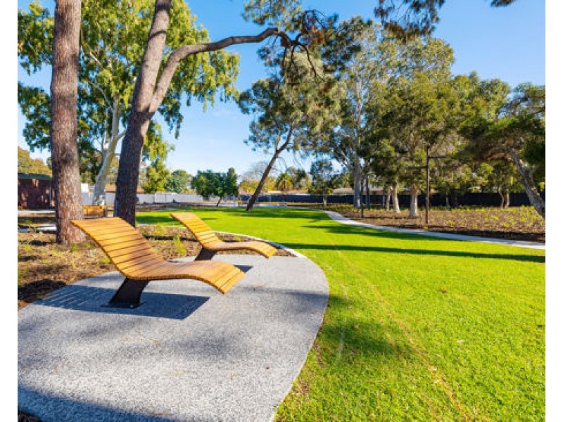 18 Garvey Street, Waterford WA 6152