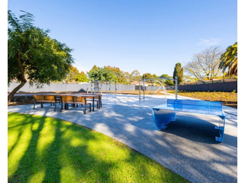 18 Garvey Street, Waterford WA 6152