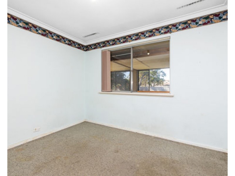 18 Garvey Street, Waterford WA 6152