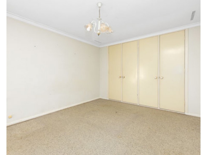 18 Garvey Street, Waterford WA 6152