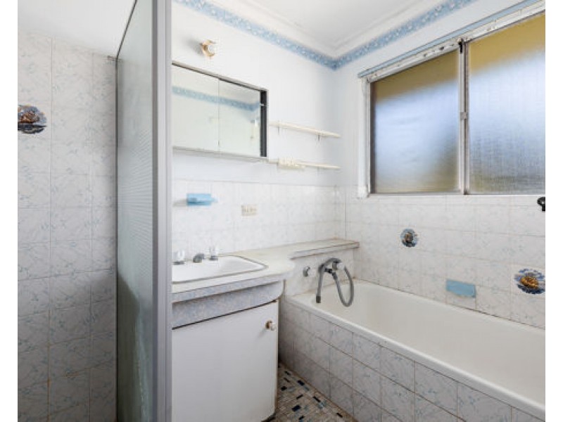 18 Garvey Street, Waterford WA 6152