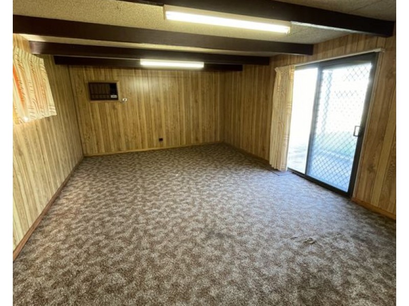 8 Cowan street, Alfred Cove WA 6154