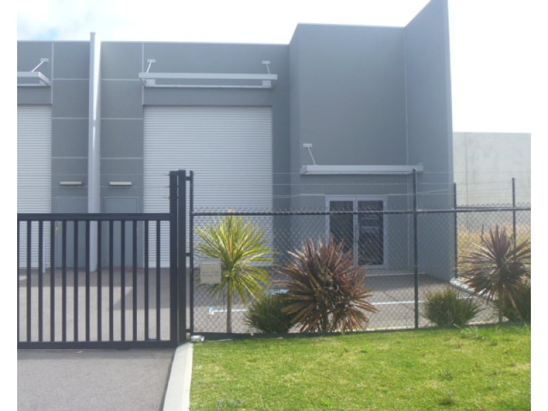 3/32 Erceg Road, Yangebup WA 6164