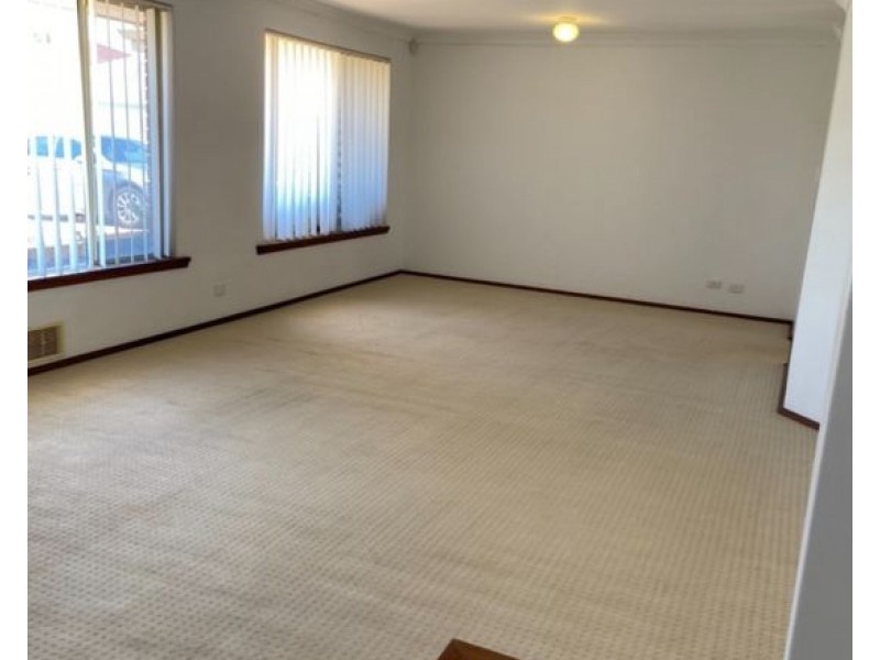 5 Dumas Close, Winthrop WA 6150