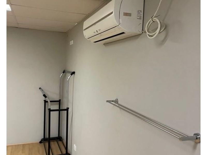 4/30 Howson Way, Bibra Lake WA 6163