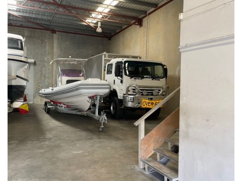 4/30 Howson Way, Bibra Lake WA 6163