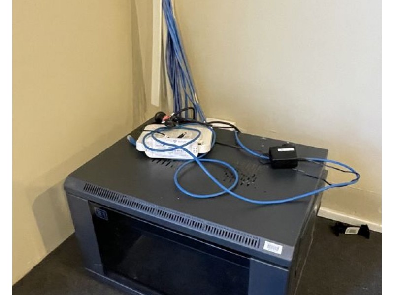 4/2 Cooper Road, Cockburn Central WA 6164