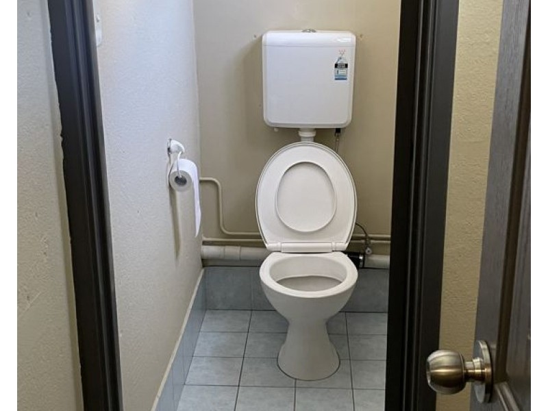 4/2 Cooper Road, Cockburn Central WA 6164