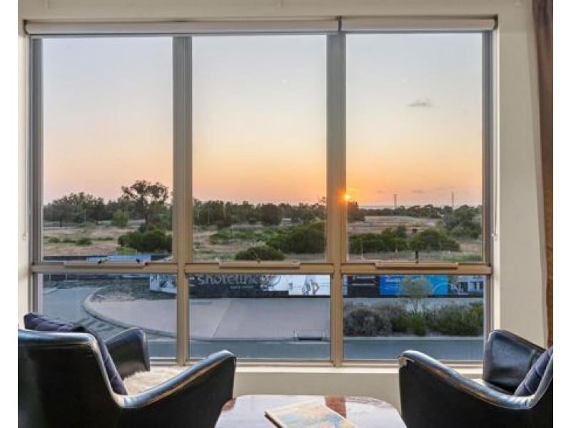 24 Gage Road, North Coogee WA 6163