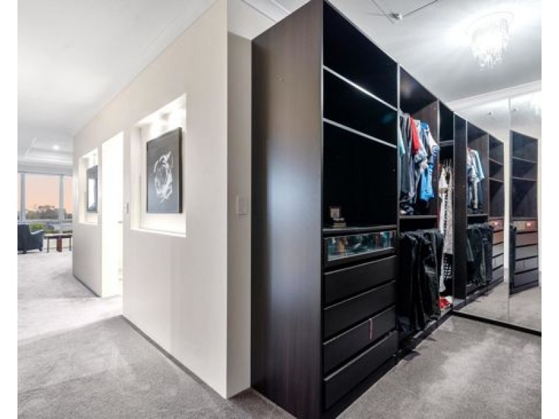 24 Gage Road, North Coogee WA 6163