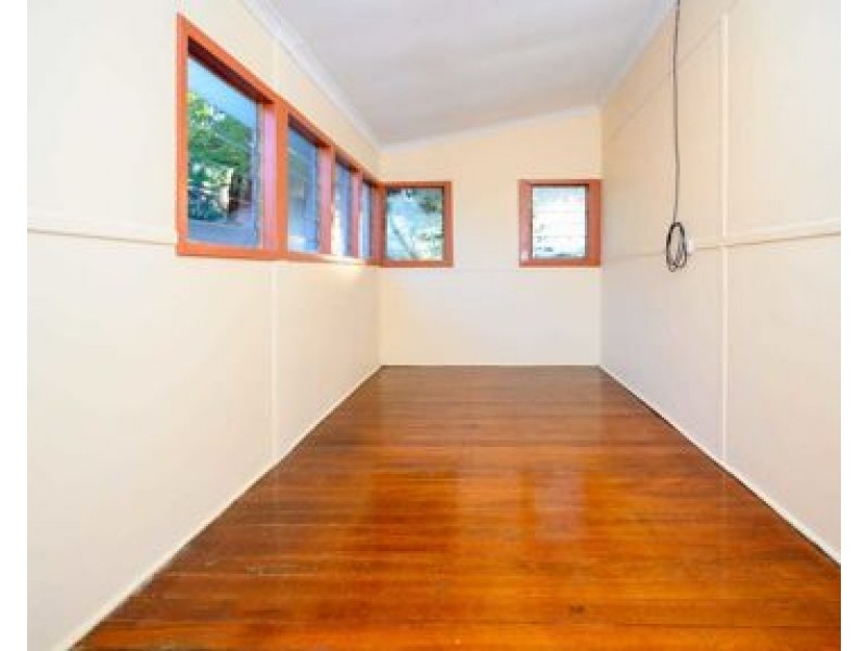 A 203 Marmion street, Palmyra WA 6157