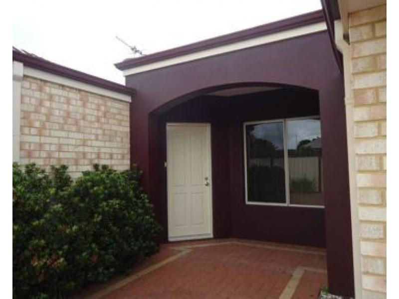 2 15 Recreation Road, Hamilton Hill WA 6163