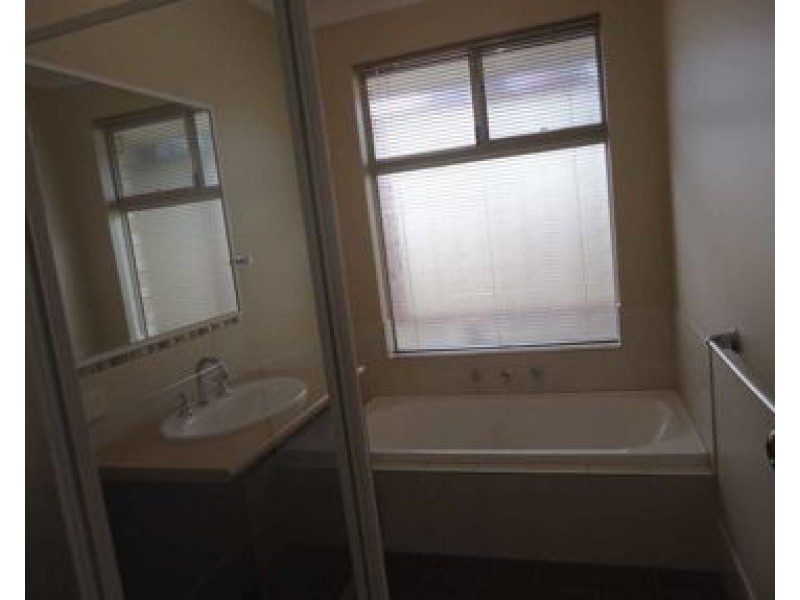 2 15 Recreation Road, Hamilton Hill WA 6163