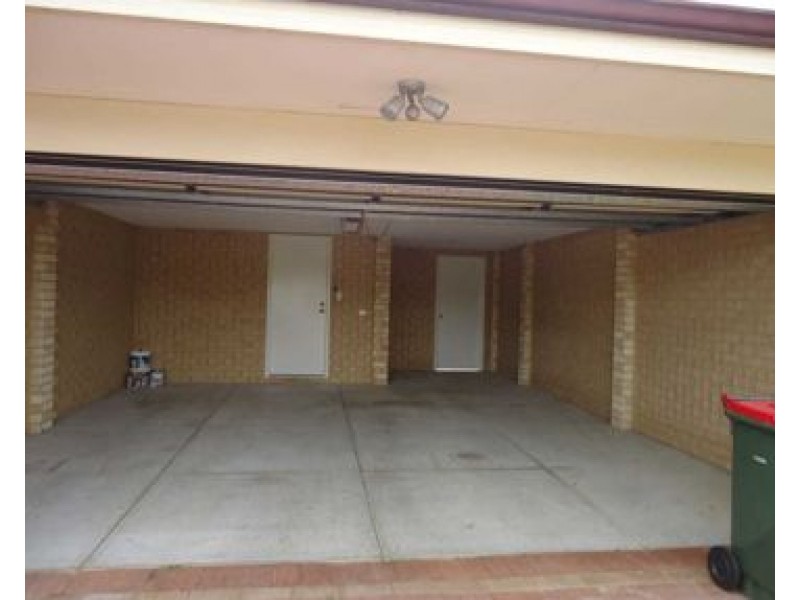 2 15 Recreation Road, Hamilton Hill WA 6163